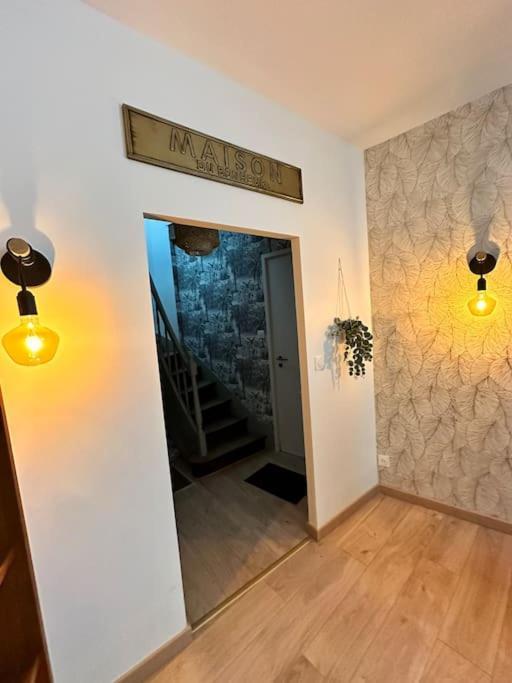 Petite Maison De Ville Avranches Extérieur photo